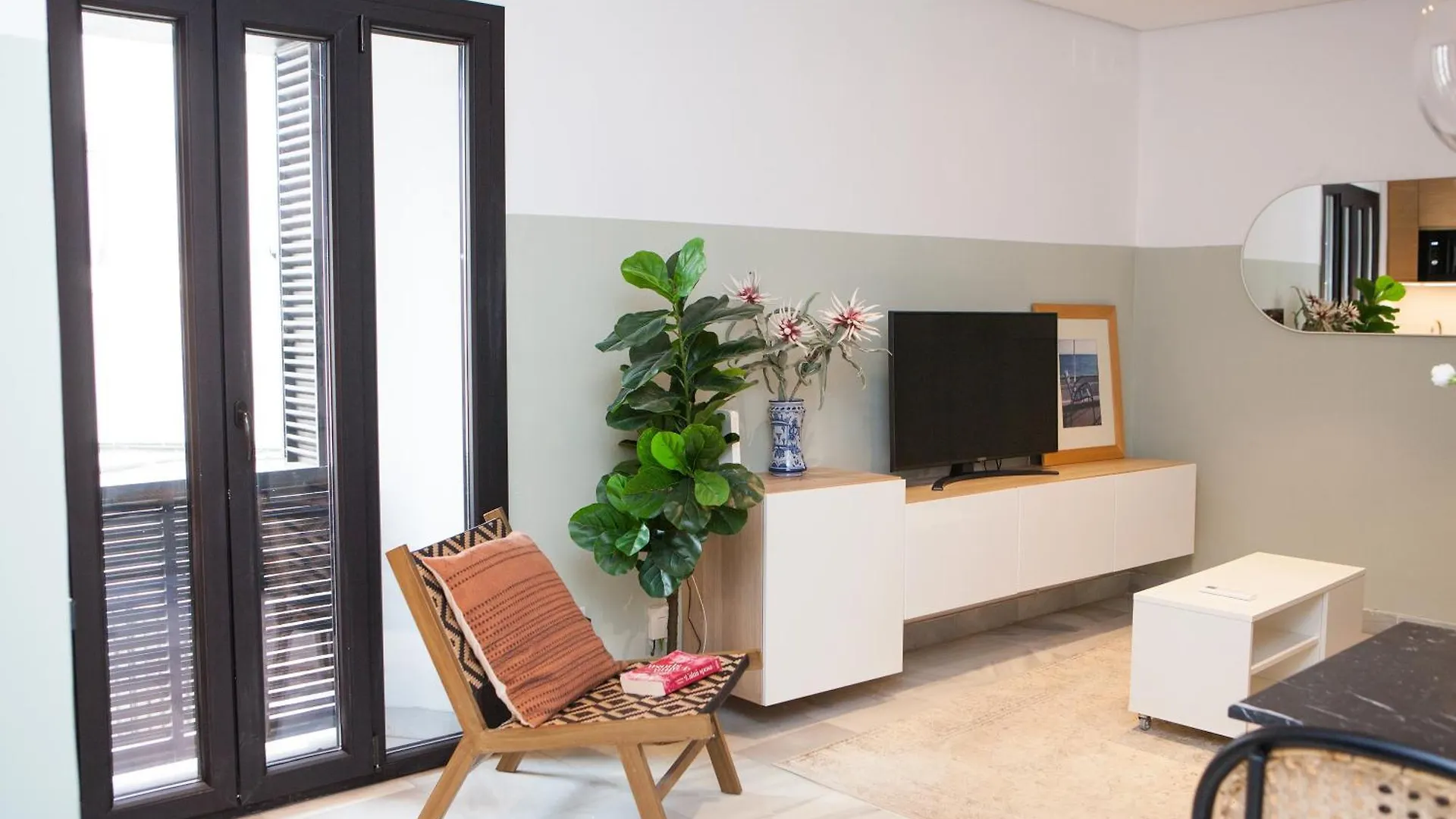 Galera Suites Seville 0*,